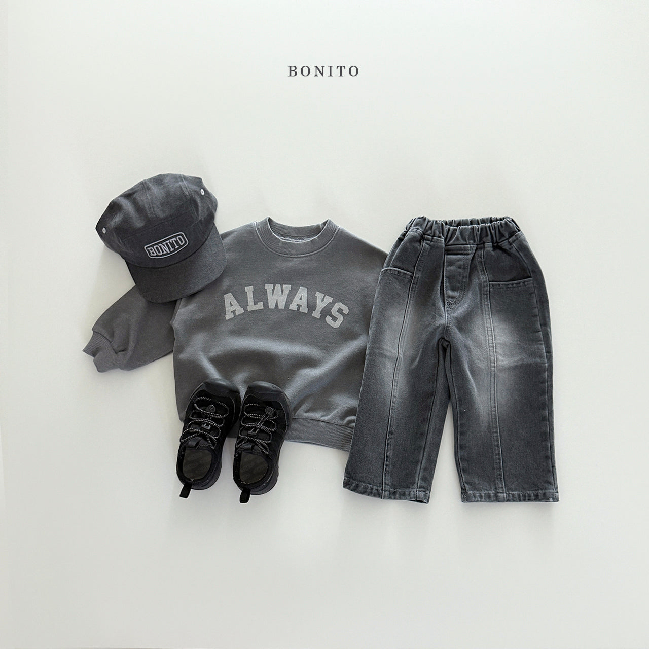 Line Brushed Denim Pants
