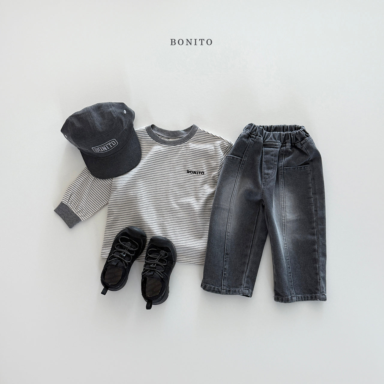Line Brushed Denim Pants