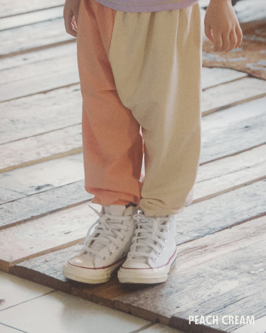 Half Aladdin Jogger Pants