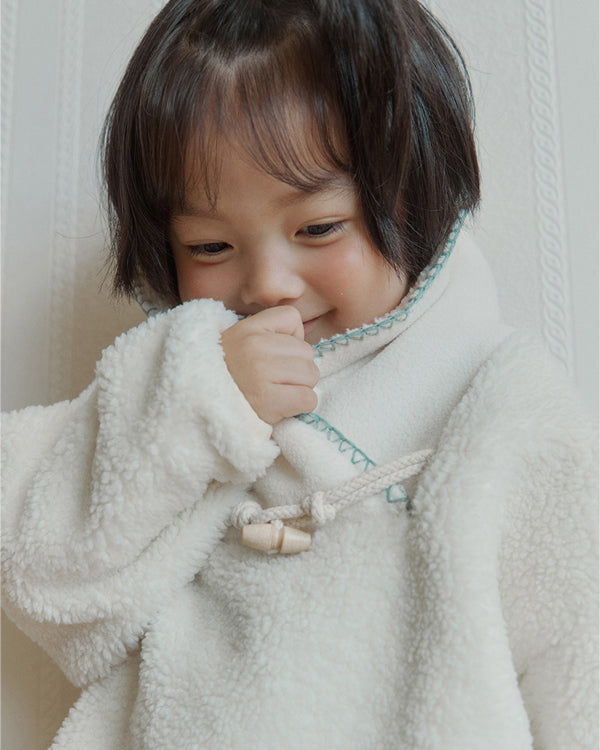 Fluffy Teddy Pullover