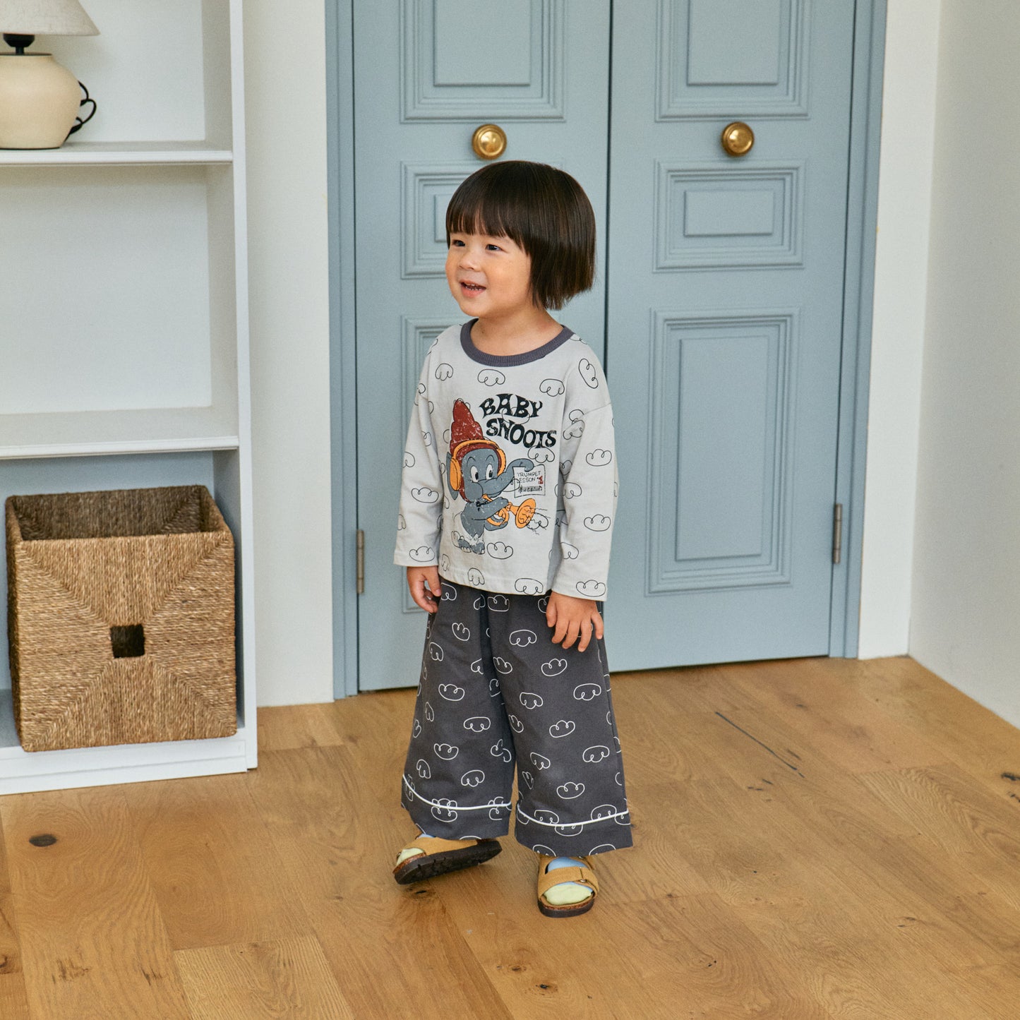 Line Wide Pants