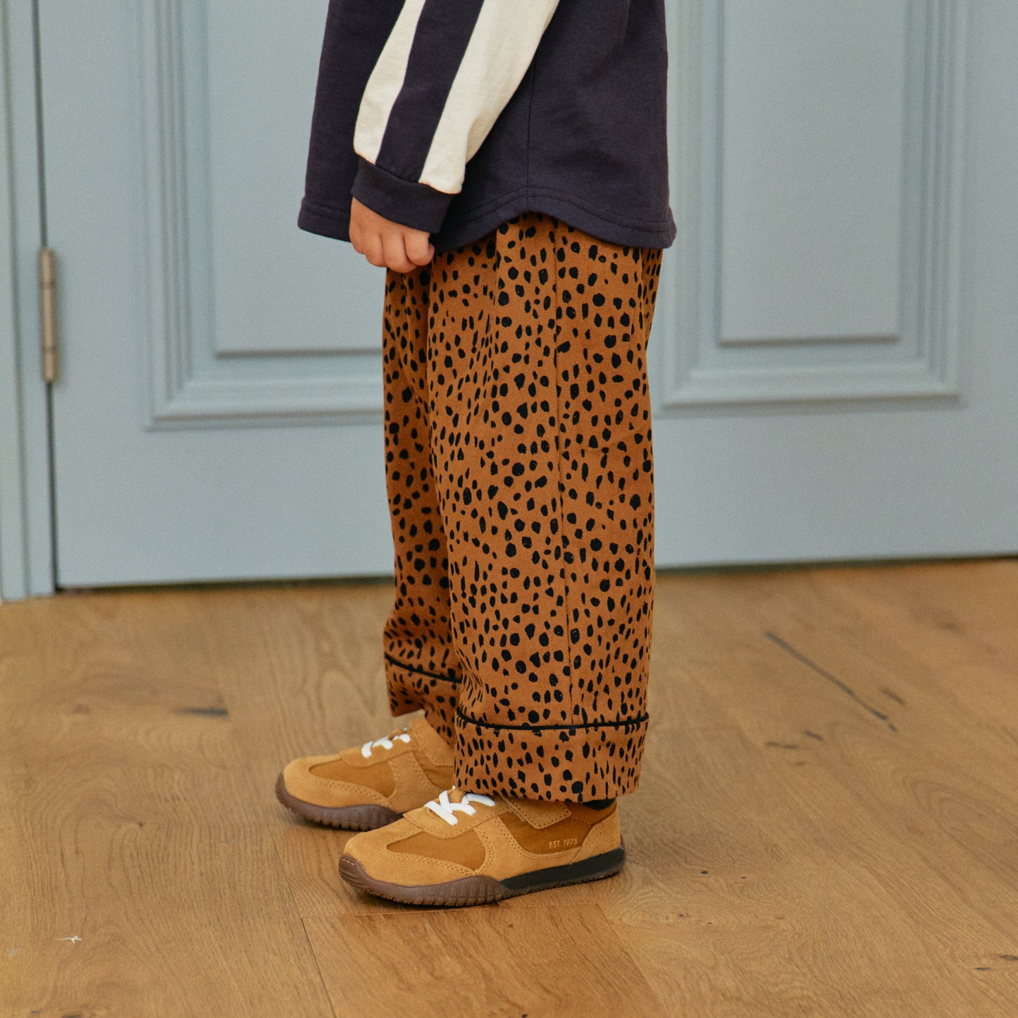Line Wide Pants