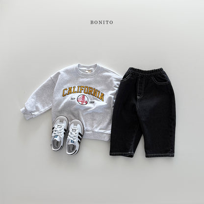 "California" Sweatshirt (Mom size available)