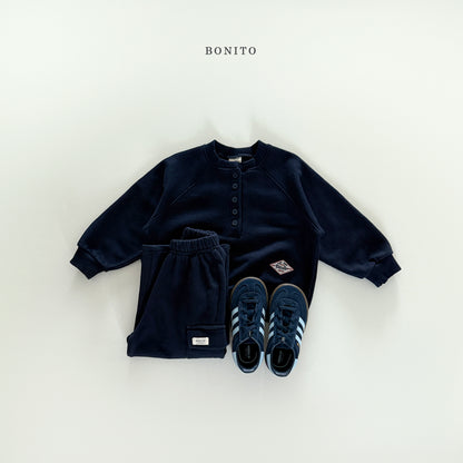 Henley Raglan Sweatshirt