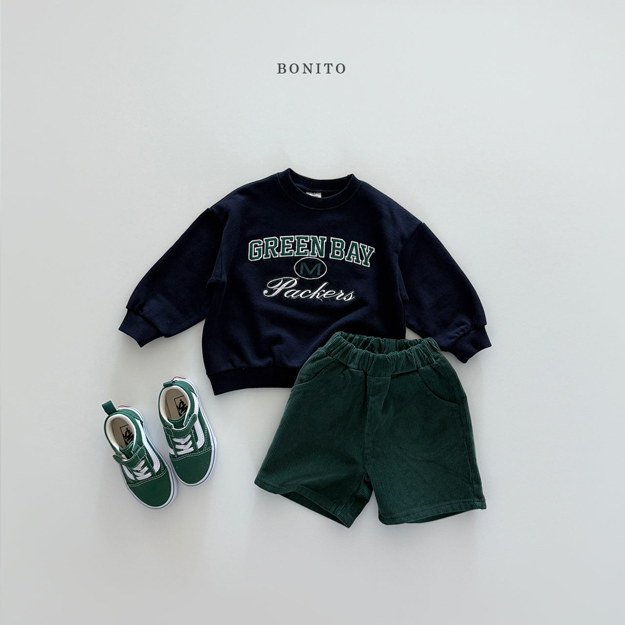 "Green Bay" Sweatshirt (Mom size available)