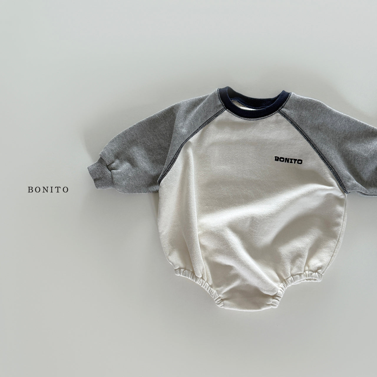 [Bebe] Color Guy Raglan Suit