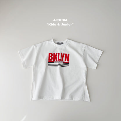 Urban T-shirt