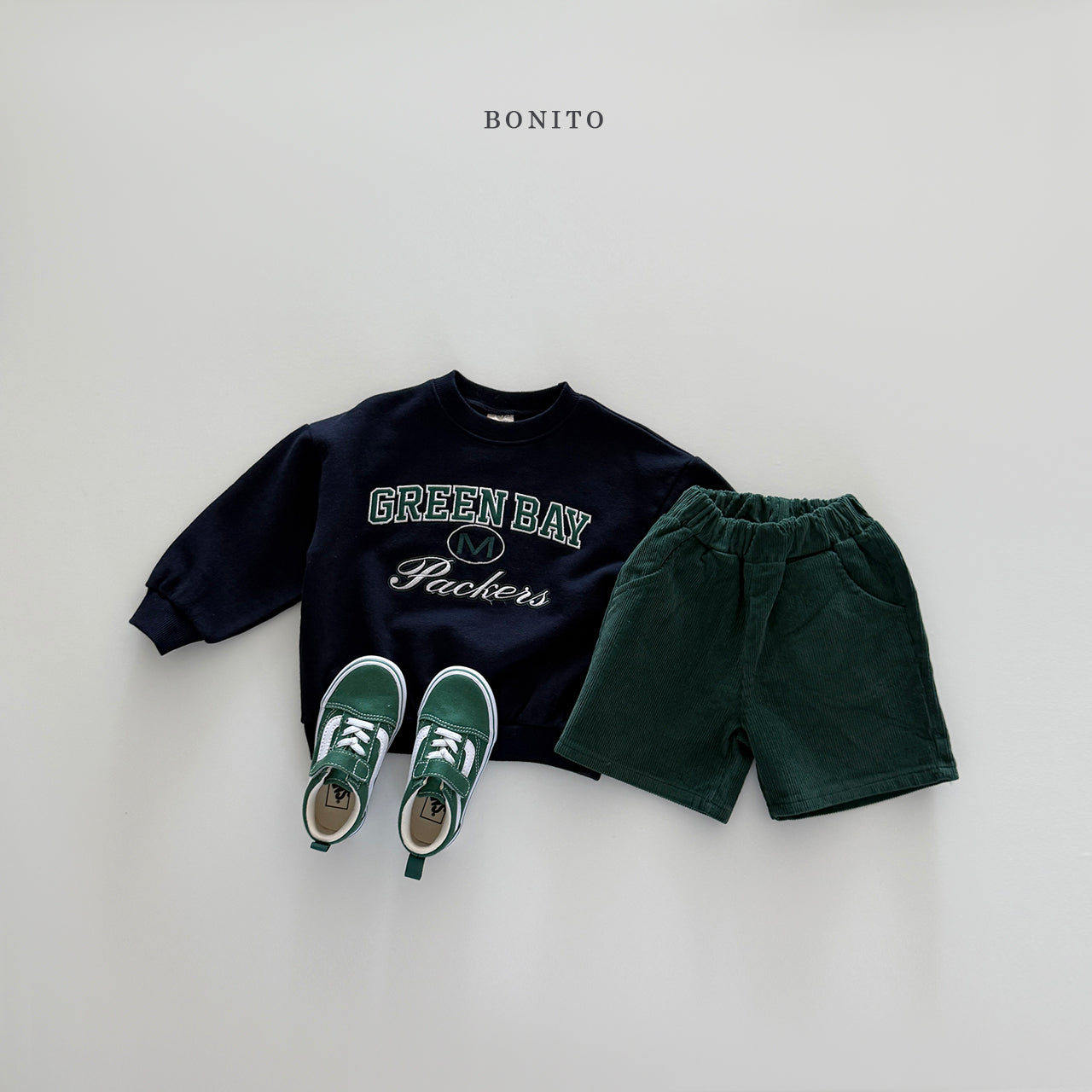 "Green Bay" Sweatshirt (Mom size available)