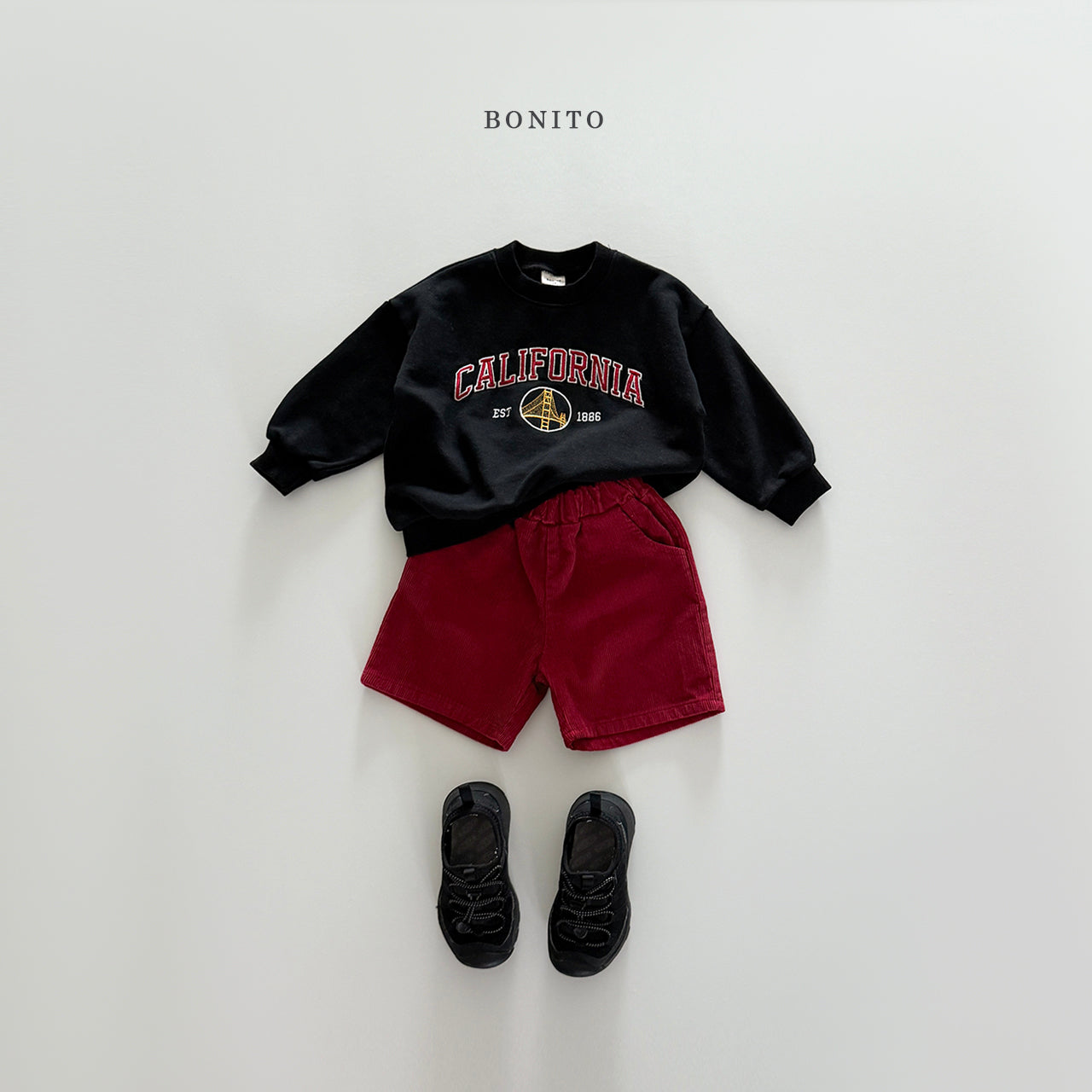"California" Sweatshirt (Mom size available)