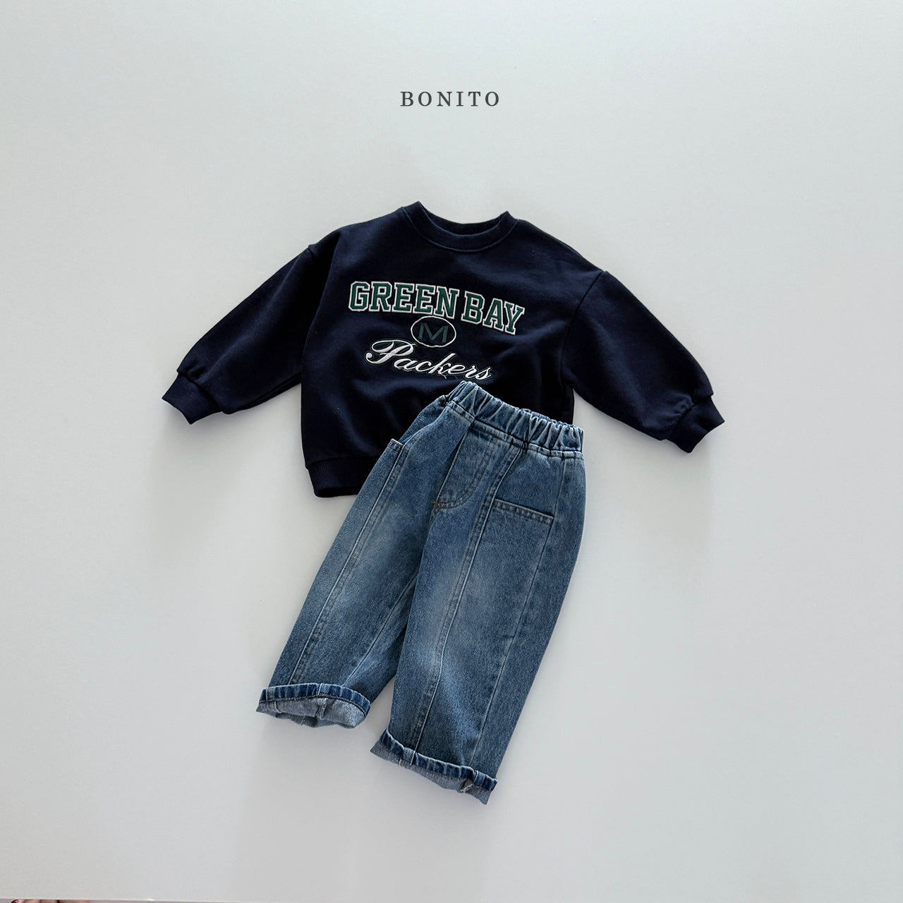 "Green Bay" Sweatshirt (Mom size available)