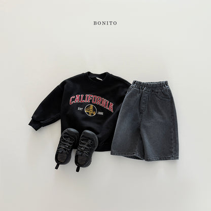 "California" Sweatshirt (Mom size available)