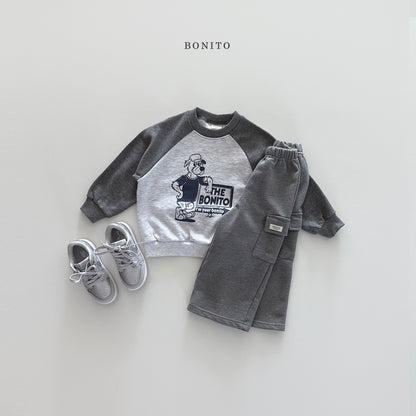 Wolf Raglan Sweatshirt