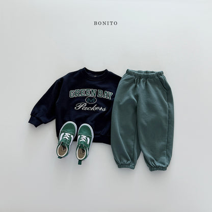 "Green Bay" Sweatshirt (Mom size available)