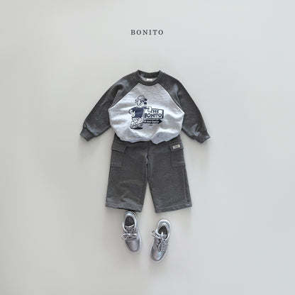 Wolf Raglan Sweatshirt