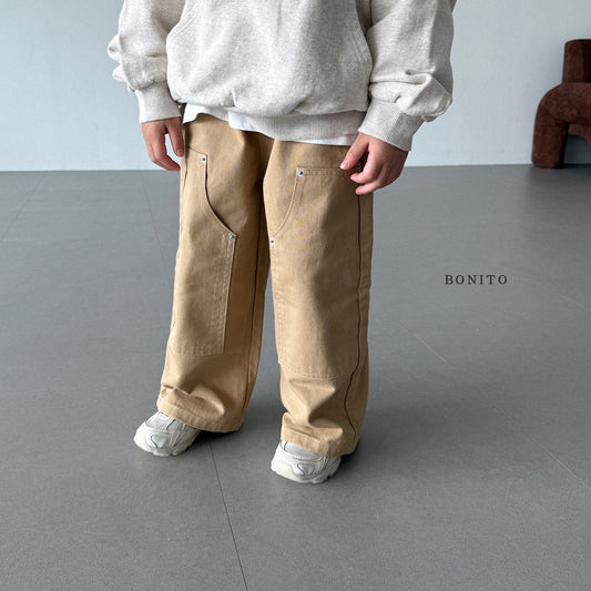 Point Big Pocket Denim Pants