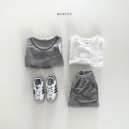 2+1 T-shirt (3pcs set)