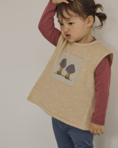 25 Mushroom Vest