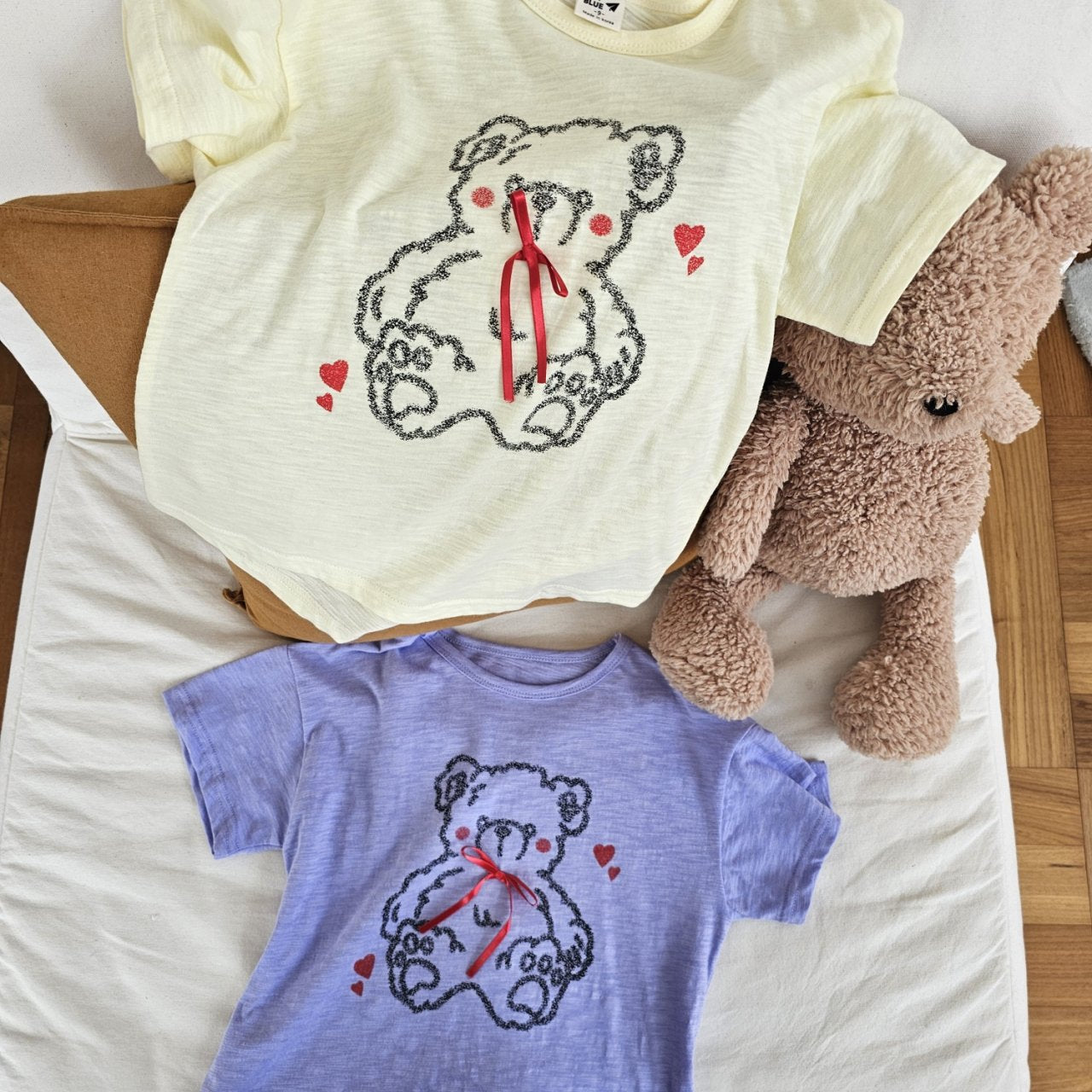 Ribbon Bear T-shirt