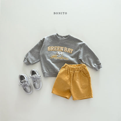 "Green Bay" Sweatshirt (Mom size available)