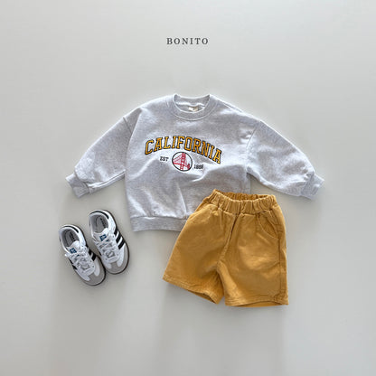 "California" Sweatshirt (Mom size available)