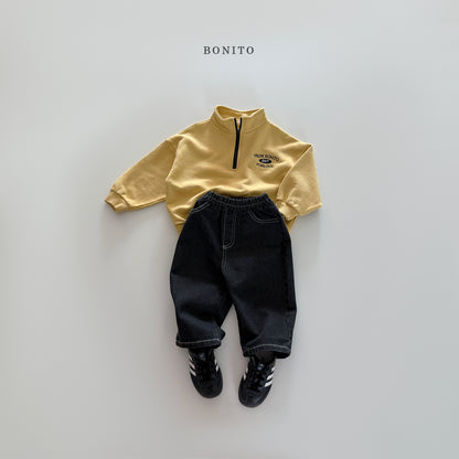 "From" Half Zip-up Sweatshirt