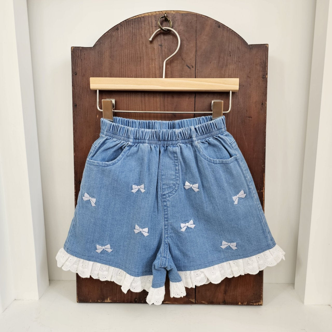 Ribbon Lace Denim Short