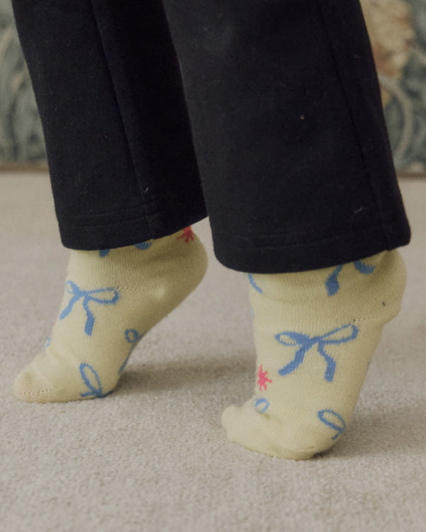 [26F] Ribbon Point Socks