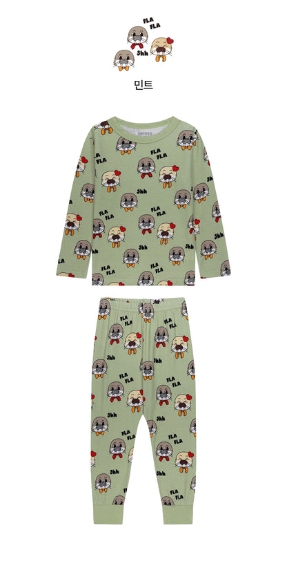 Festival Point Loungewear