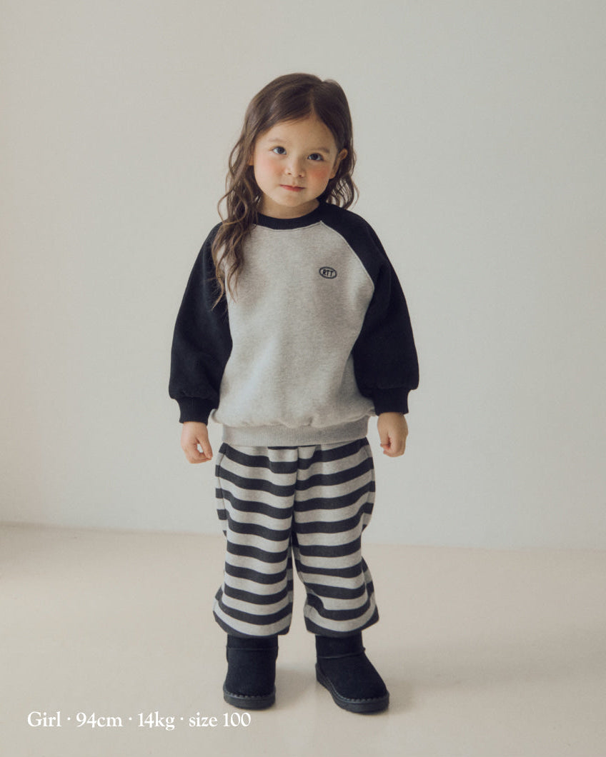 [26W] Atelier Essential Stripe Lounge Set