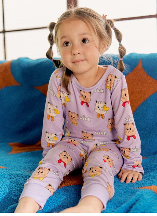 Festival Point Loungewear