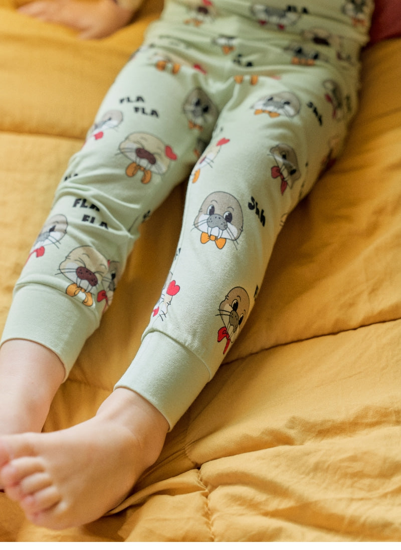 Festival Point Loungewear