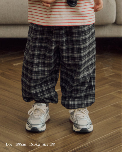 [26F] Flannel Harem Pants