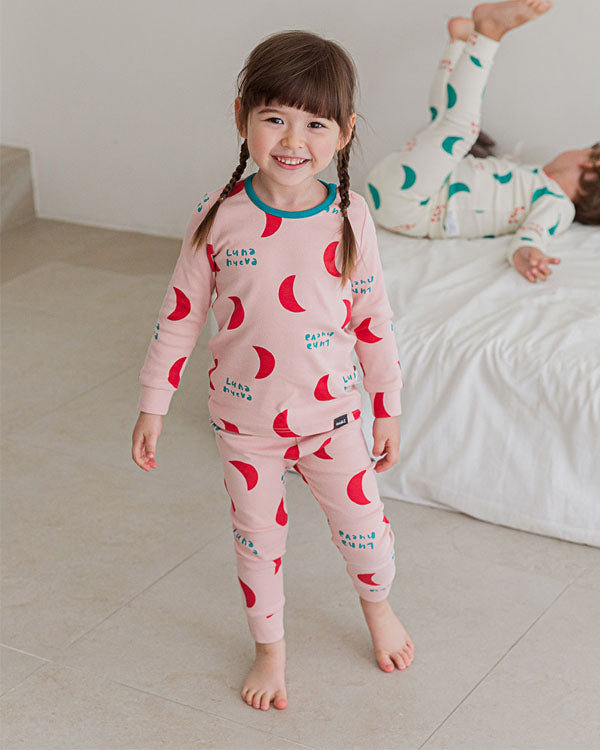 De Luna Peachskin PJ Set